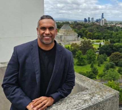 Garth Edwards Garth Edwards